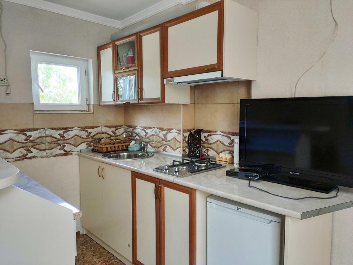 Guesthouse Ttt Tbilisi Ngoại thất bức ảnh